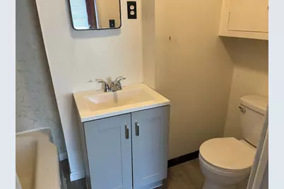 414 11th Street Apt 2B, Franklin, PA 16323 - Photo 4