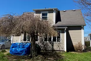 749 E 32nd St, Erie, PA 16504 - Photo 8