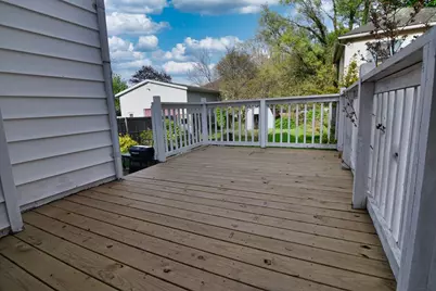 618 Liberty St, Franklin, PA 16301 - Photo 2