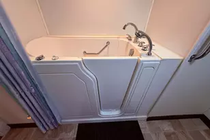 412 6th St, Franklin, PA 16323 - Photo 18