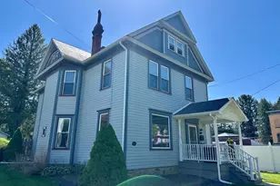 806 Liberty St, Franklin, PA 16323 - Photo 2