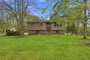 15489 Woodrow Dr, Vernon Township, PA 16335 - Photo 1