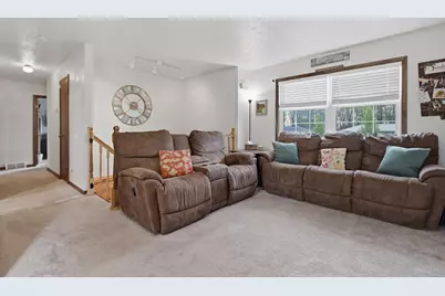 326 Merrick St, Pleasantville, PA 16341 - Photo 6