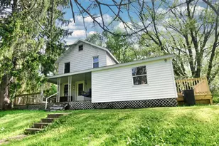 1082 Old Petroleum Center Rd, Titusville, PA 16354 - Photo 1