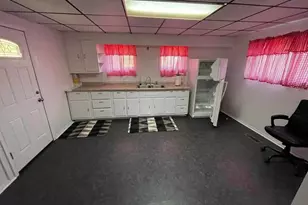29 Bleakly, Franklin, PA 16323 - Photo 2