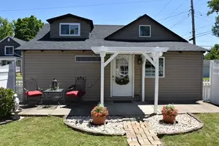 313 N 1st St, Titusville, PA 16354 - Photo 6