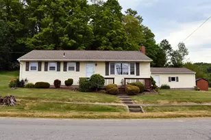 1013 Washington St, Conneautville, PA 16406 - Photo 2