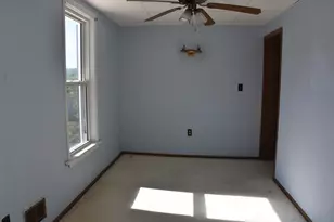 702 N Grant St, Meadville, PA 16335 - Photo 18