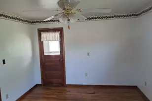 19 Shuffstall St, Franklin, PA 16323 - Photo 10