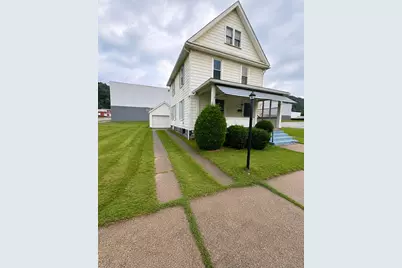 305 Liberty St., Franklin, PA 16323 - Photo 2