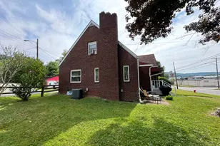 346 Grant St, Franklin, PA 16323 - Photo 4