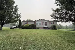 2148 Cranberry Rockland Rd, Kennerdell, PA 16374 - Photo 36