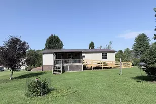 2148 Cranberry Rockland Rd, Kennerdell, PA 16374 - Photo 40