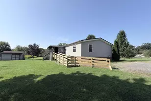 2148 Cranberry Rockland Rd, Kennerdell, PA 16374 - Photo 34