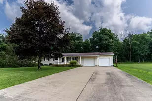 26 Woodbine Dr, Greenville, PA 16125 - Photo 2