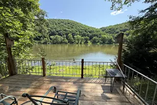 1094 River Dr, Franklin, PA 16323 - Photo 4