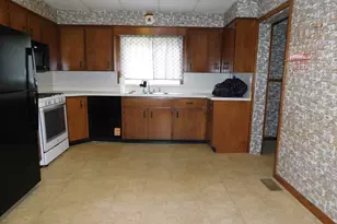 213 1/2 Hoffman Ave, Oil City, PA 16301 - Photo 8