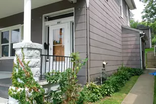 213 1/2 Hoffman Ave, Oil City, PA 16301 - Photo 4