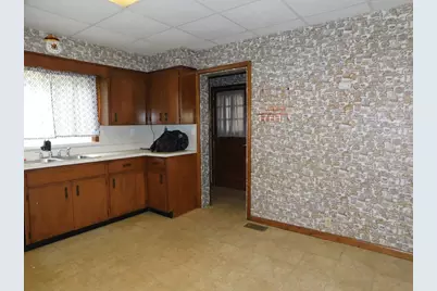 213 1/2 Hoffman Ave, Oil City, PA 16301 - Photo 10