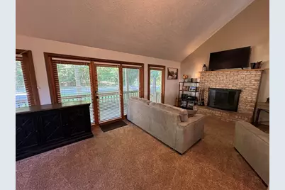 104 Aspen Dr, Franklin, PA 16323 - Photo 16