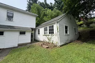 33 Plum St, Oil City, PA 16301 - Photo 6