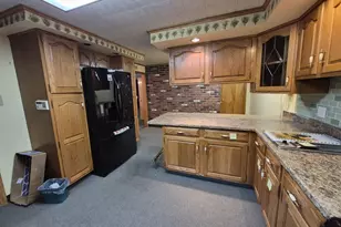 13 E 7th St, Oil City, PA 16301 - Photo 6