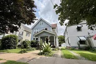 426 Liberty St, Franklin, PA 16323 - Photo 2
