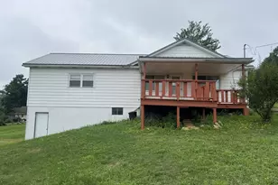 1107 Beighlea Ave, Franklin, PA 16323 - Photo 4