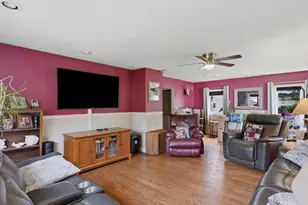 92 Center St, Titusville, PA 16354 - Photo 8