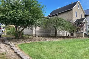 49 Manning St, Oil City, PA 16301 - Photo 2