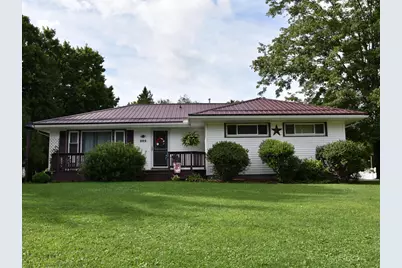 809 E Jamestown Road, Jamestown, PA 16134 - Photo 1