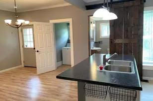 423 Liberty St, Franklin, PA 16323 - Photo 6