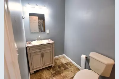 1107 Elm St, Franklin, PA 16323 - Photo 10