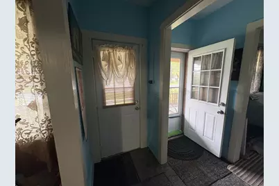 433 Liberty St, Franklin, PA 16323 - Photo 8