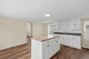 223 E Walnut St, Titusville, PA 16354 - Photo 8