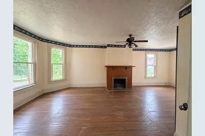 215 Innis St, Oil City, PA 16301 - Photo 4