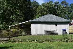 185 W State St, Pleasantville, PA 16341 - Photo 36