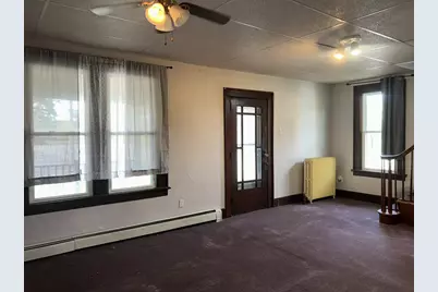 1075 E Main Street, Clintonville, PA 16214 - Photo 8