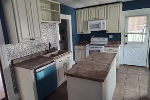 439 Liberty St, Franklin, PA 16323 - Photo 4