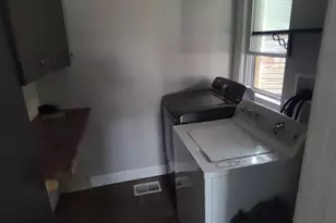439 Liberty St, Franklin, PA 16323 - Photo 6