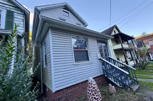 18 Union St, Oil City, PA 16301 - Photo 6