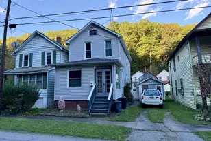 18 Union St, Oil City, PA 16301 - Photo 2
