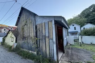 18 Union St, Oil City, PA 16301 - Photo 28