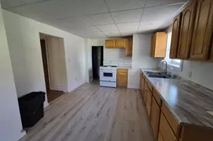 311 Elk St, Franklin, PA 16323 - Photo 4