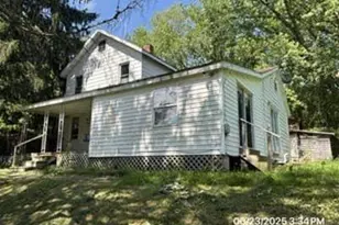 1082 Old Petroleum Center Rd, Titusville, PA 16354 - Photo 1