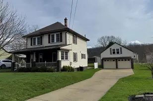 33 Carson Ave, Oil City, PA 16301 - Photo 1