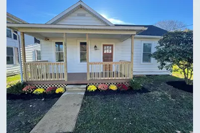 223 Emlenton St, Saint Petersburg, PA 16054 - Photo 1