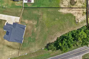 190 Brooks Dr, Gladewater, TX 75647 - Photo 34