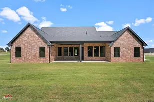 190 Brooks Dr, Gladewater, TX 75647 - Photo 32