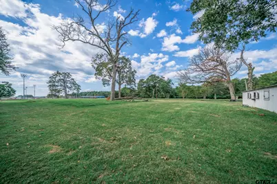 1901 Byrd Rd, Jacksonville, TX 75766 - Photo 40